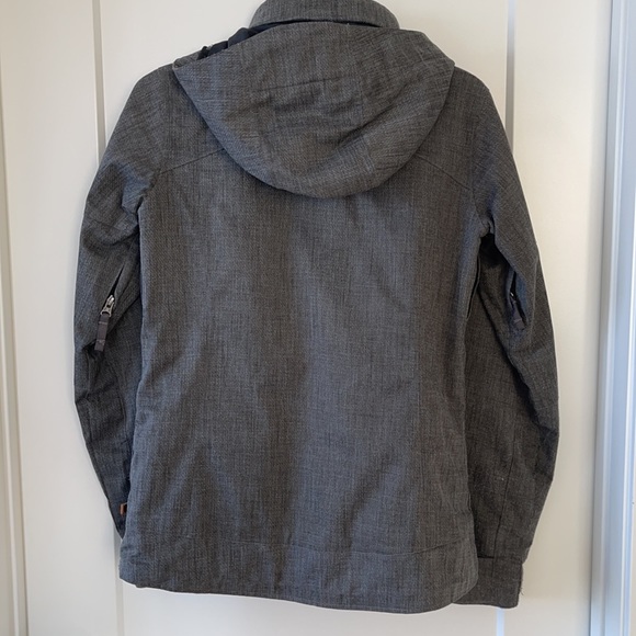 Burton snowboarding jacket - Picture 2 of 2